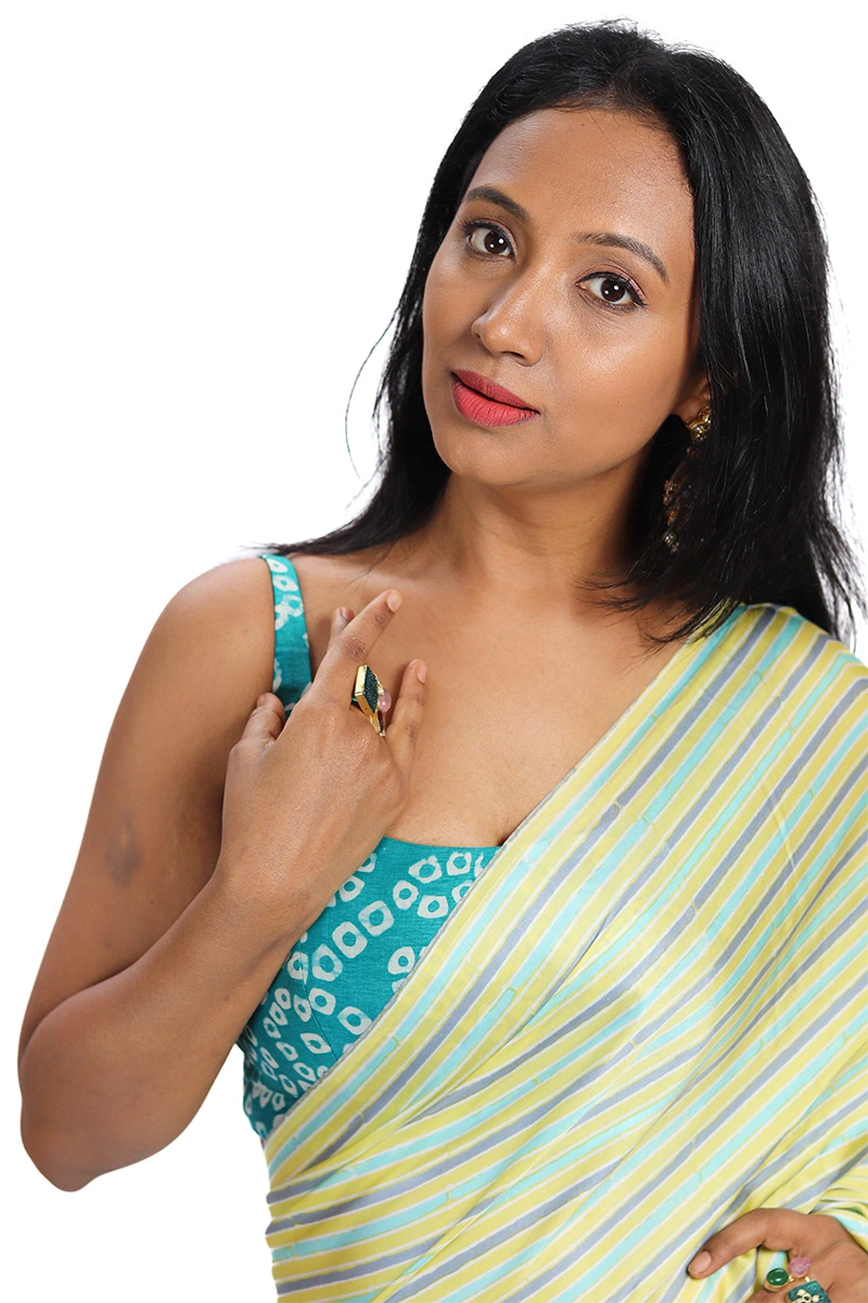 Teal Bandhani Sleeveless Blouse